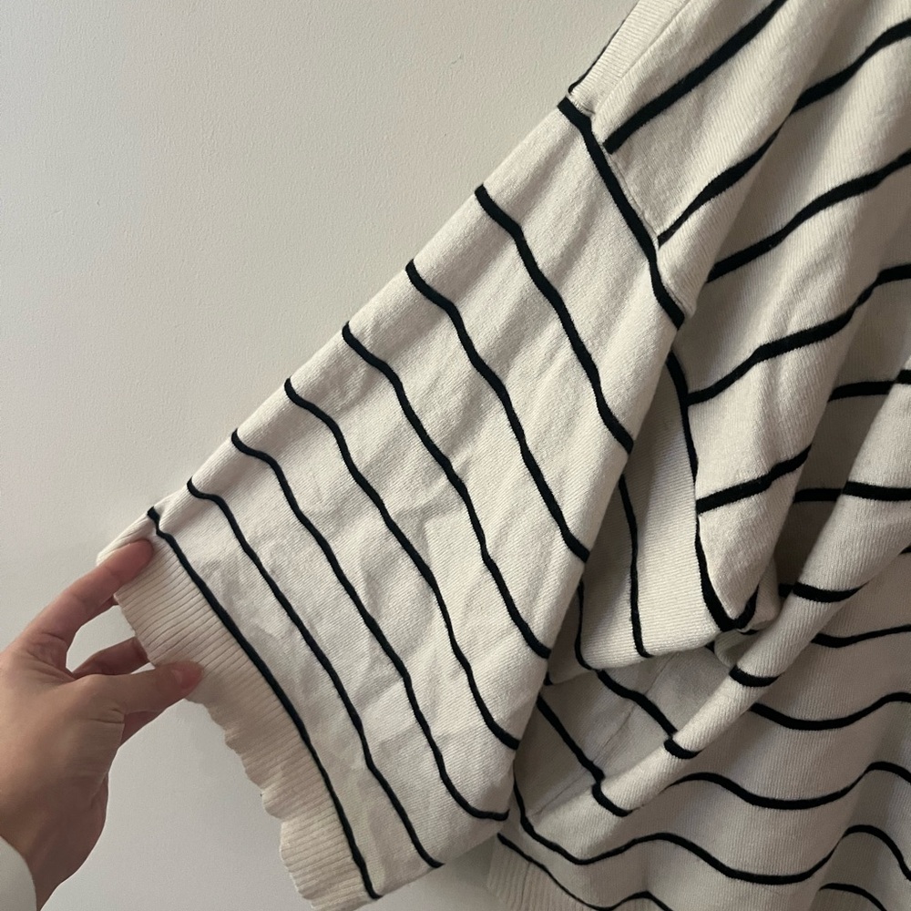 Striped Collared Sweater - Picture 3 of 5